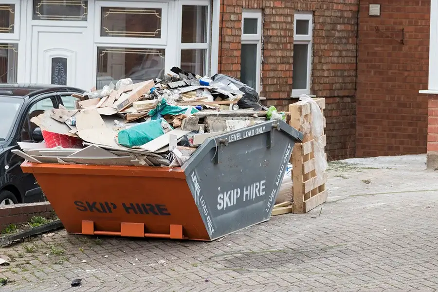 What To Expect When Using A Junk Removal Service For Your Home Montclair, NJ