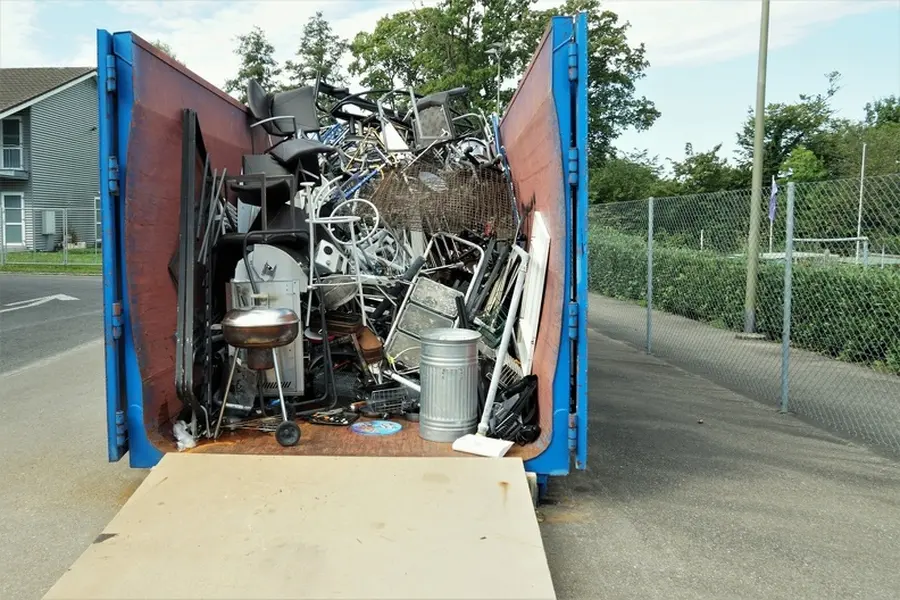 What To Expect When Using A Junk Removal Service For Your Home in Montclair, NJ